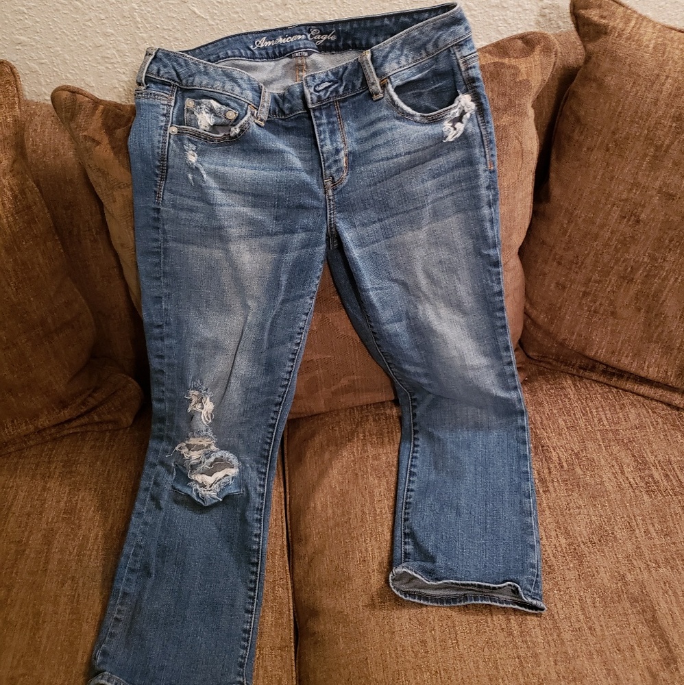 American Eagle Cropped Jeans
